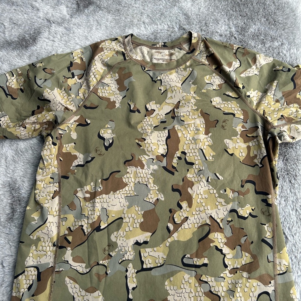 KUIU Camouflage Short Sleeve Tee - Green, Brown, Tan